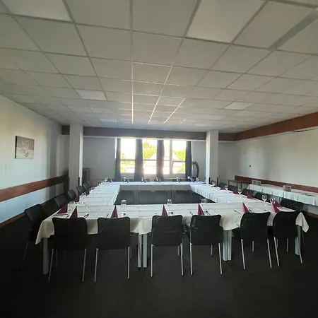 Hotel Sportcentrum Brandys 3*